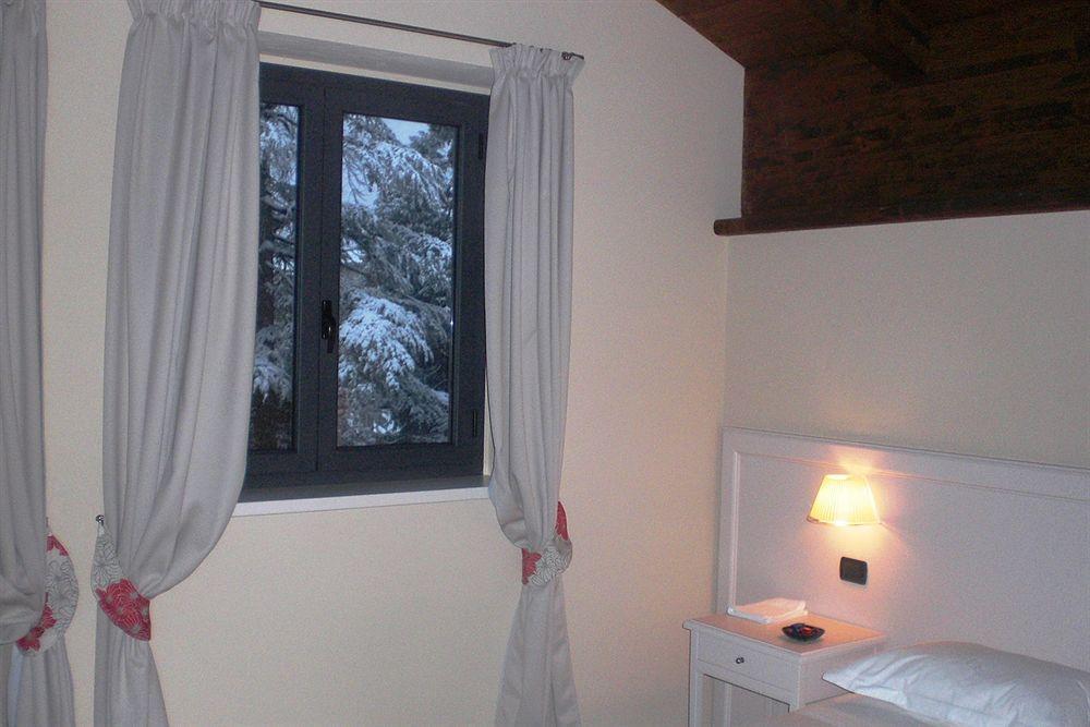 Albergo Della Ceramica Villanova Mondovi Bagian luar foto